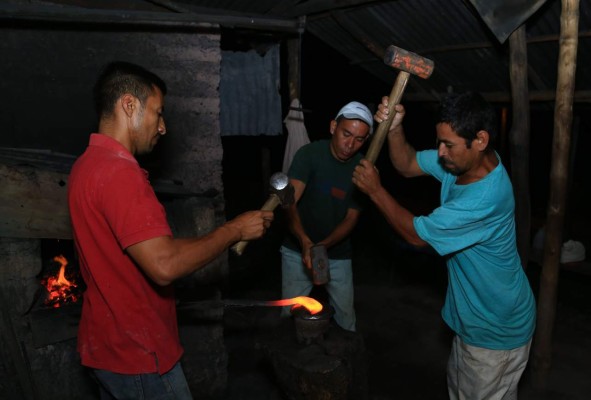 Tambla, la cuna de los machetes