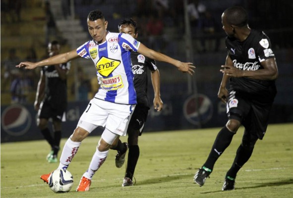 Olimpia vence al Victoria y tiene un pie en la final