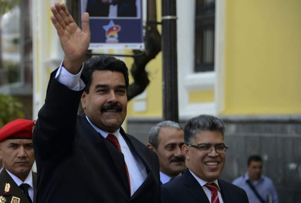 Maduro dice que EUA instiga en Venezuela un golpe como el de Ucrania