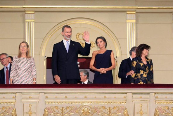 Los reyes de España inauguran la nueva temporada del Teatro Real de Madrid