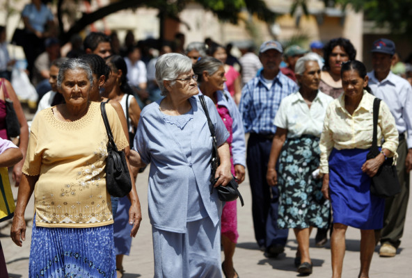 Solo un 11% de adultos hondureños reciben pensión