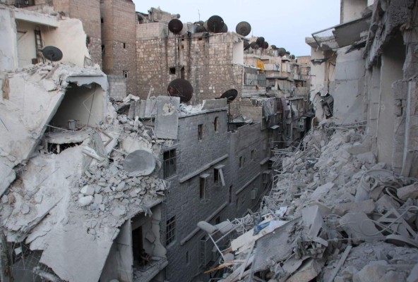 Unos 2,000 civiles muertos por bombardeos aéreos en Alepo en cinco meses
