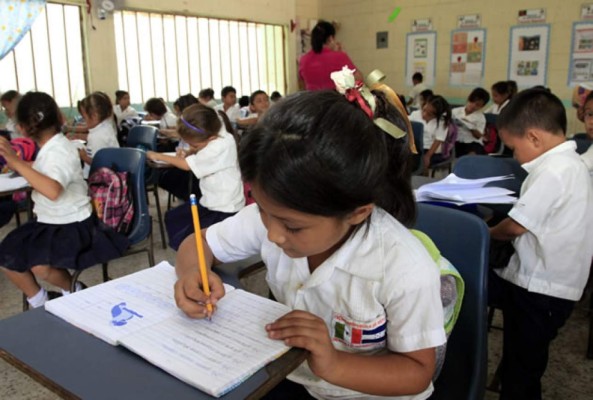 Año escolar de Honduras no se cancela, informó Ministro de Educación