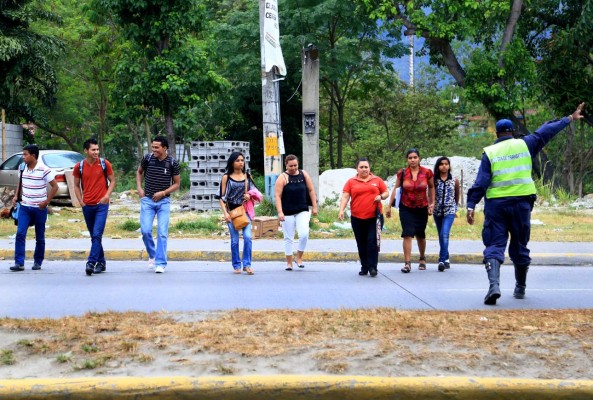 Tránsito: en peatones y conductores hace falta más cultura vial