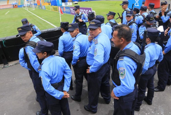 Policía Nacional resguarda el estadio Nacional de cara a la final