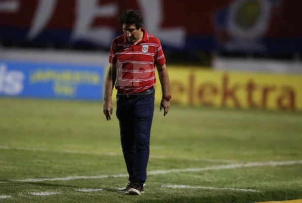 Héctor Vargas lanzó duras palabras sobre el arbitraje y habló de su futuro en Marathón