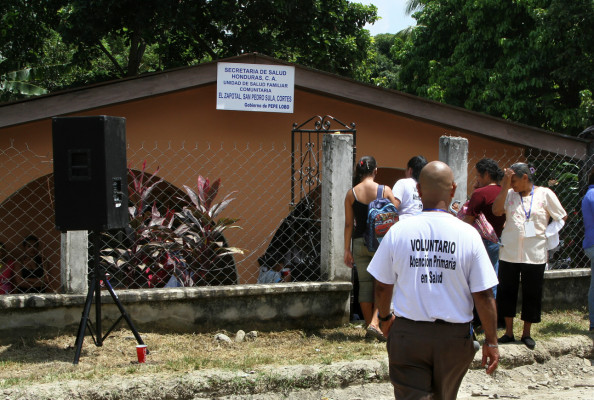 Promueven programa de salud de casa en casa en San Pedro Sula