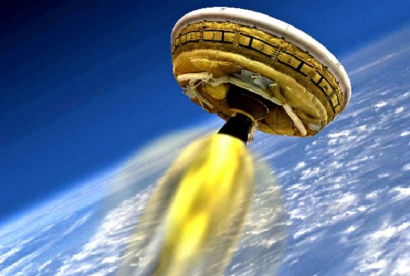 NASA prueba 'platillo volador' para llevar humanos a Marte