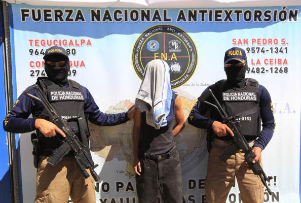 Capturan a tres supuestos extorsionadores en Tegucigalpa
