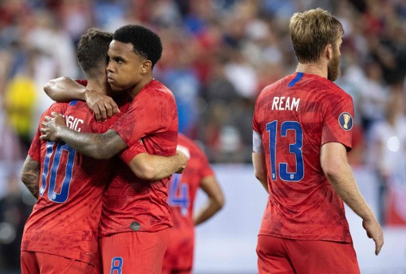 Estados Unidos vence 3-1 a Jamaica y jugará final de Copa Oro con México