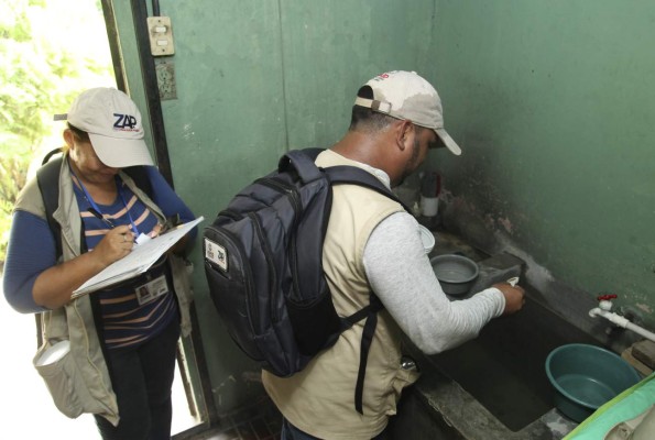 Gestionan fondos para apoyar sala de dengue del Mario Rivas