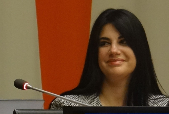 Nombran a Lizzy Flores embajadora de Honduras en la Onu