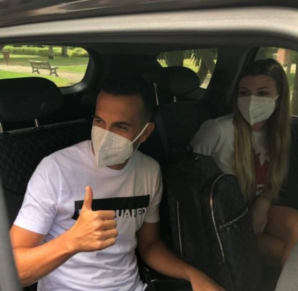 Pedro Rodríguez ha llegado a Italia para pasar el reconocimiento médico con la Roma y firmar su contrato. El extremo español firmará por 2 temporadas con opción a 3, llegaría como agente libre a coste cero tras su salida del Chelsea. <br/><br/>El equipo italiano no hará oficial el fichaje del canario, hasta la próxima semana. De esta forma Pedro Rodríguez se convertirá en el primer fichaje de la Roma de cara a la próxima temporada.