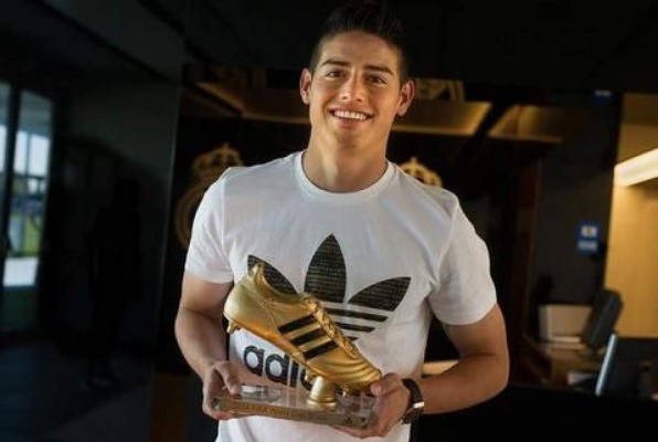 James Rodríguez recibe la Bota de Oro como mejor goleador del Mundial