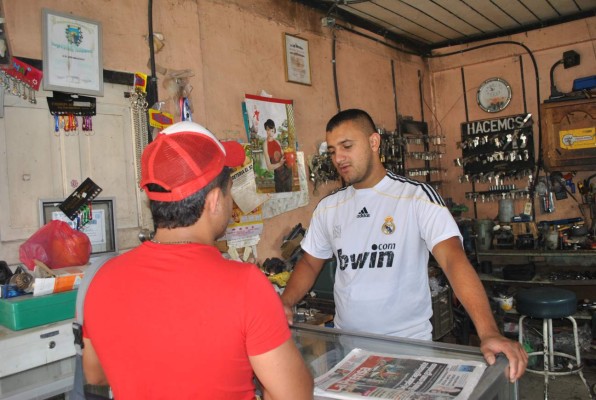 Desesperados por constantes apagones en Siguatepeque