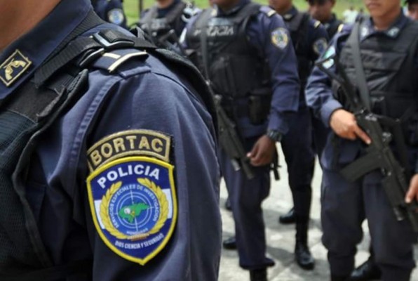 Citan a 43 policías a Casamata; agentes temen destitución