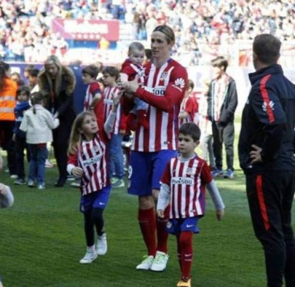 Fernando Torres - Nora, Leo y Elsa son los tres hijos del delantero del Atlético de Madrid.