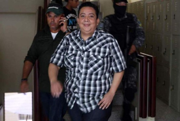 Libran orden de captura contra Fredy Nájera tras ausentarse al juicio oral y público