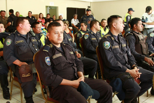 Abren nueva unidad policial noratlántica