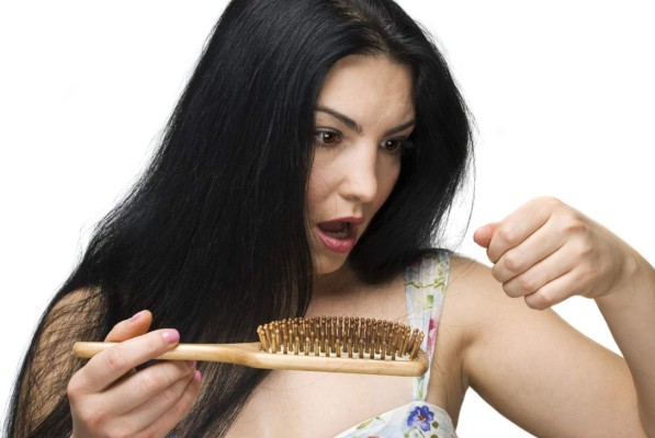 Combata las canas de su cabello