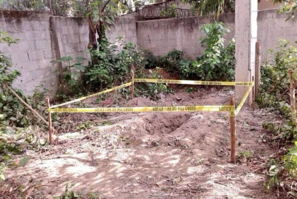 Hallan una tumba en patio de vivienda en San Pedro Sula