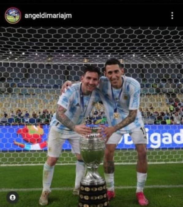 Ángel di María, autor del gol que le dio el título a Argentina, presumió esta fotografía con Lionel Messi.