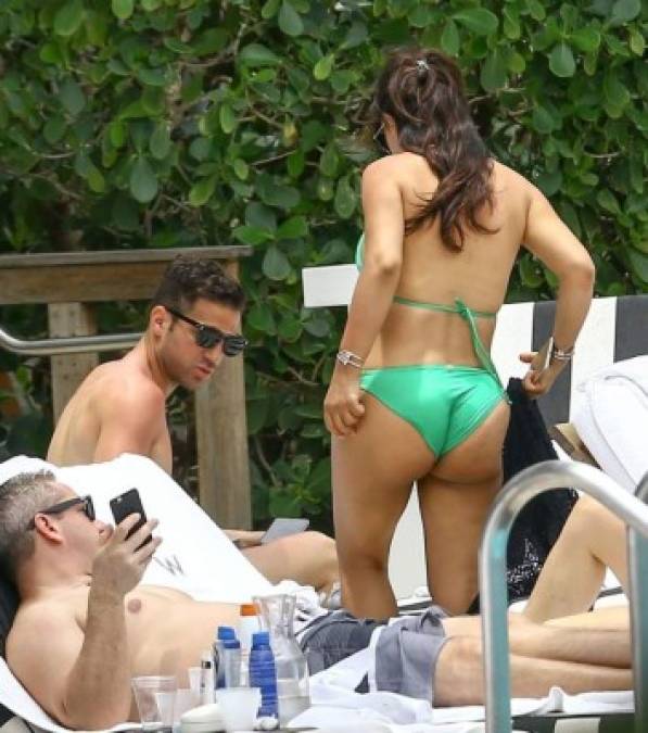 Daniella Semaan ha lucido su cuerpo en las playas de Miami.