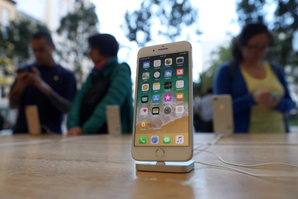 Apple promete solucionar inesperado fallo del iPhone 8