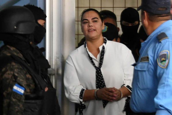 Rosa Elena de Lobo y su primera audiencia judicial por corrupción