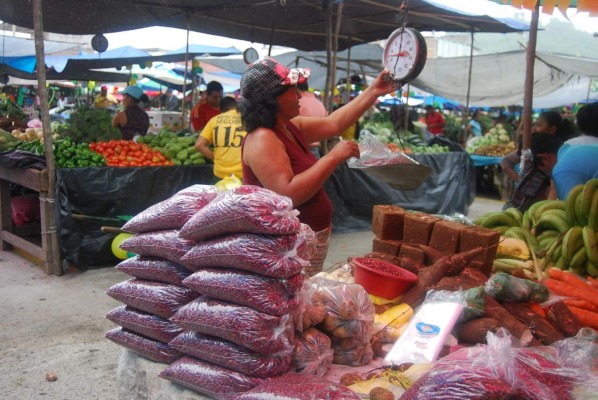 Buenas políticas monetarias presionan la inflación hacia la baja y la sitúan en 2.36%