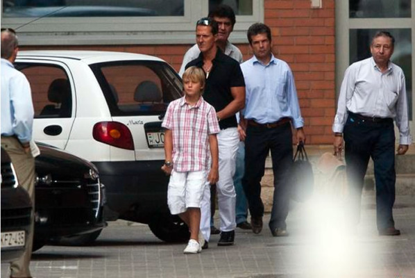 La policía interroga al hijo de Schumacher, que presenció el accidente
