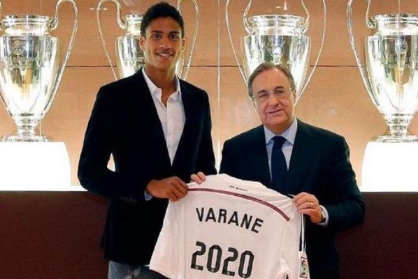 Raphaël Varane amplía su contrato hasta junio de 2020