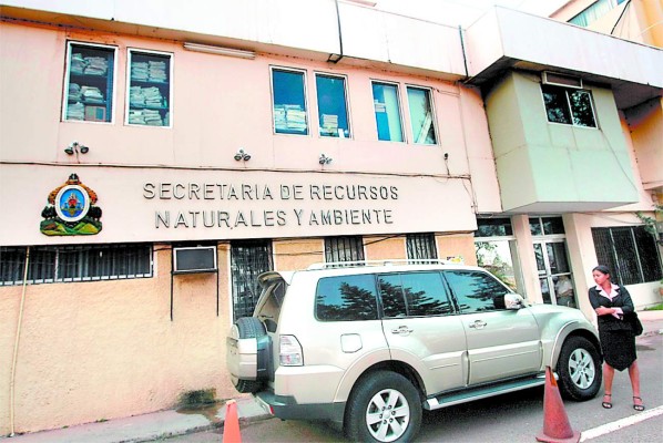 Revisan 10,000 expedientes en la Serna