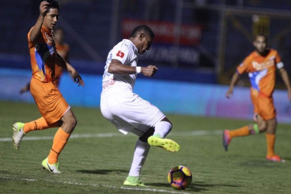 Liga Nacional suspende tres partidos de la jornada 13 por alerta roja en Honduras