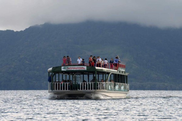 El lago Yojoa de Honduras: una joya natural bajo intensas presiones