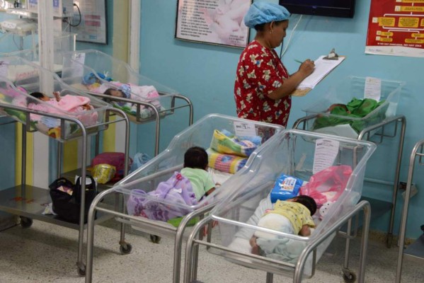 Nacen cuatro bebés más con microcefalia en Honduras, suman 14
