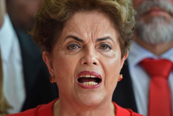 'Volveremos', anuncia Rousseff tras 'Golpe en Brasil'