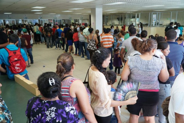 Pacientes se quejan por mala atención en el IHSS