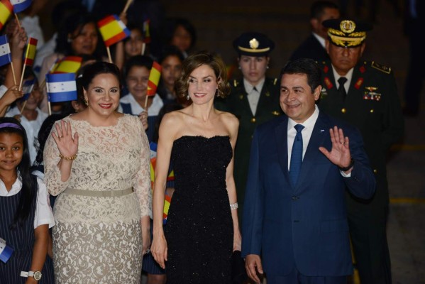 Reina Letizia de España llega en visita oficial a Honduras