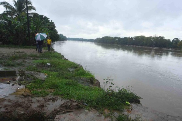 El río Aguán se está 'comiendo” a la comunidad de Chapagua