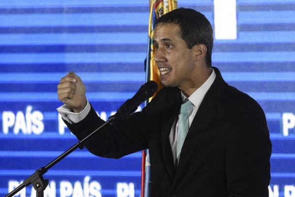 Guaidó advierte a México y Uruguay que sólo negociará para 'elecciones libres