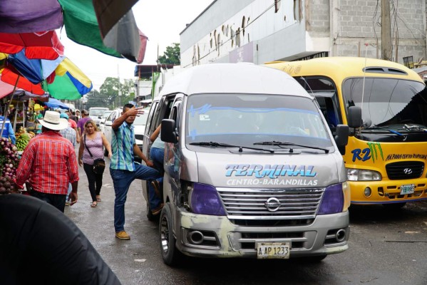 A medias opera el servicio de transporte en San Pedro Sula