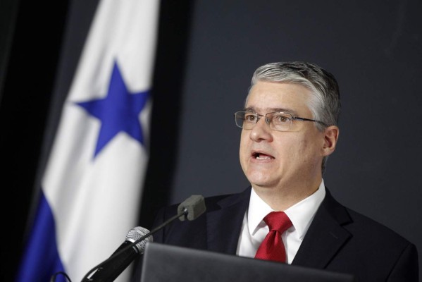 Panamá propone ley para encarcelar a evasores de impuestos