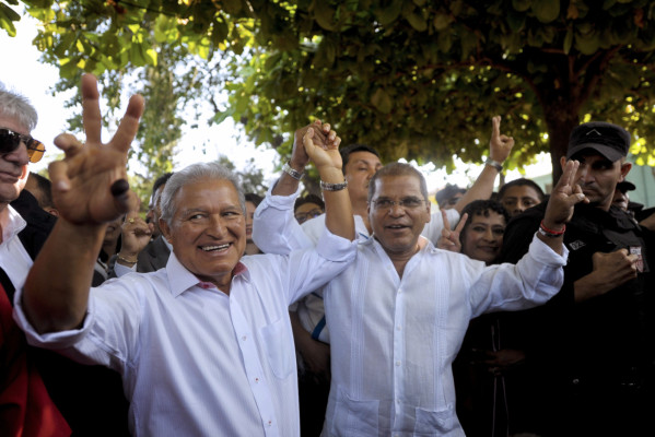 Sánchez Cerén y Quijano se declaran ganadores en El Salvador