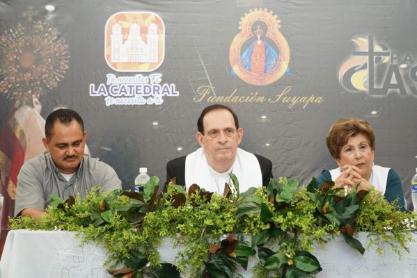 Padre Eugenio Hoyos trae bendición y sanidad a Honduras
