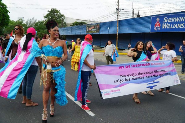 Comunidad LGTBI exige un alto a asesinatos de sus miembros