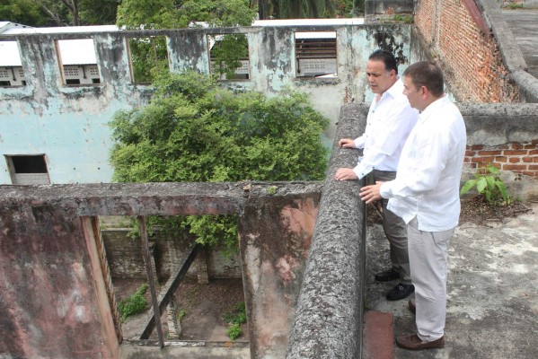 Se unen para restaurar la Casa de la Cultura sampedrana