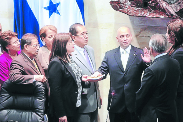 Nuevo Fiscal General de Honduras ofrece mejorar investigación