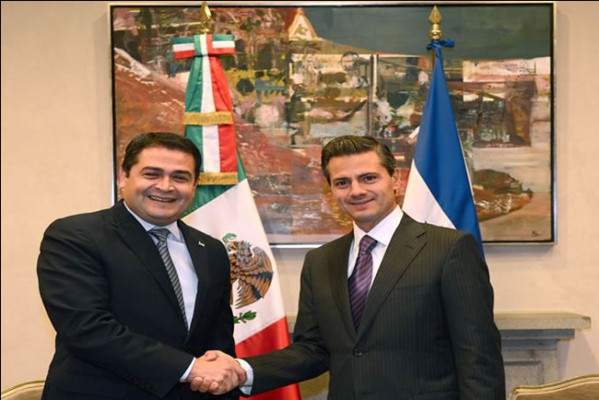 Peña Nieto recibe a Juan Orlando Hernández en México