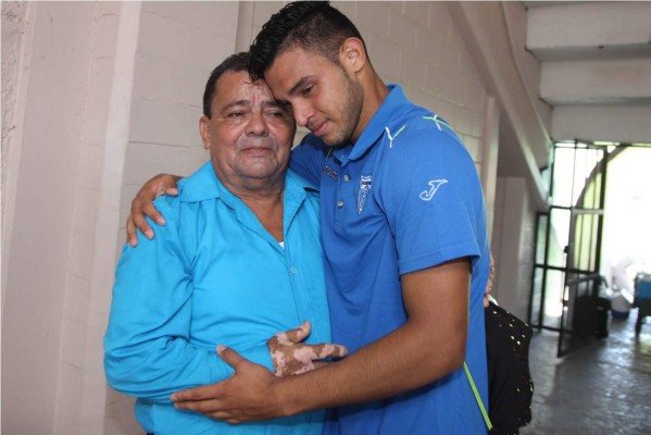 Futbolista Darwin Espinal volvió a ver su padre